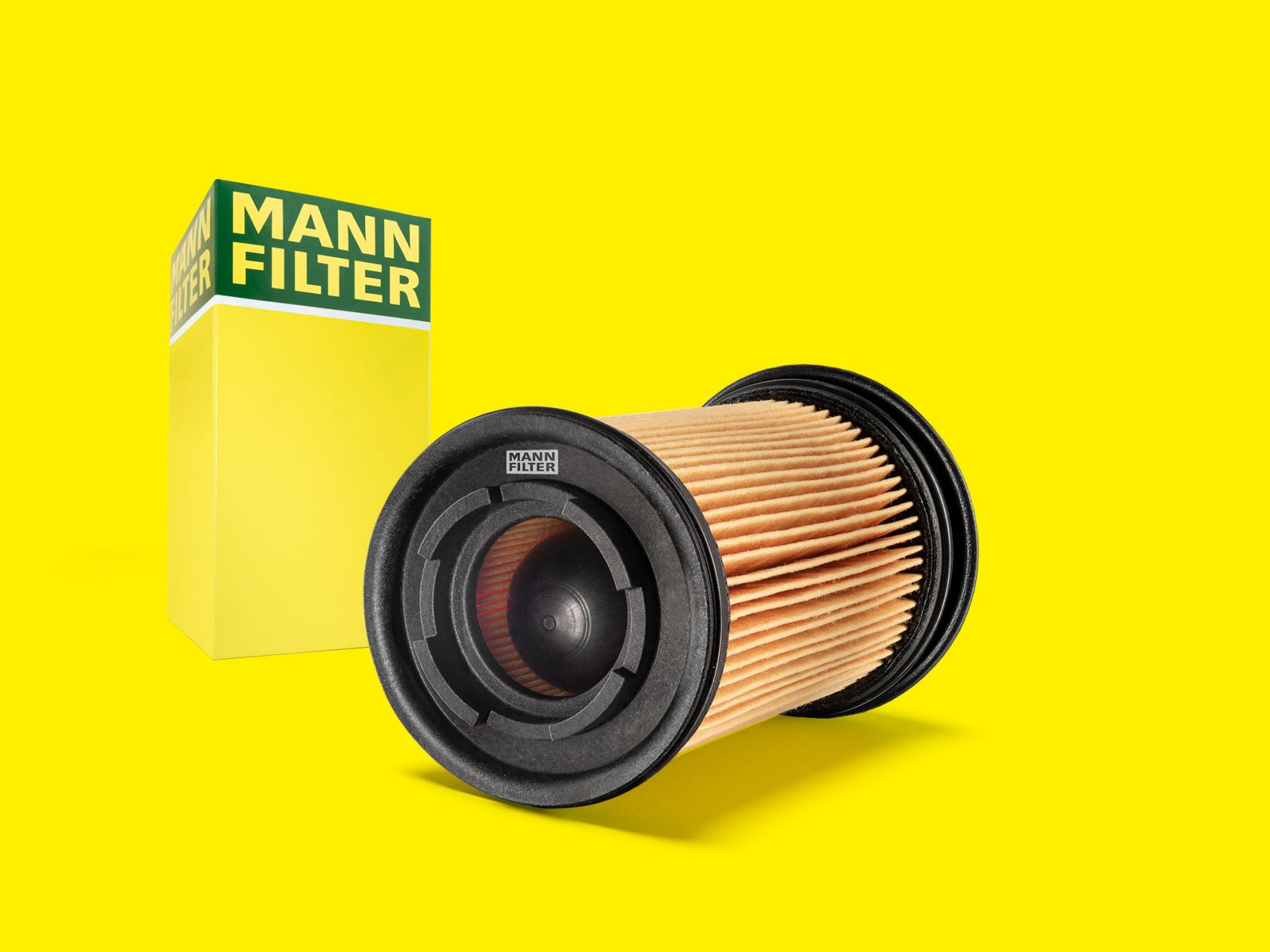 MANN-FILTER Urea filters protect sensitive injection nozzles and system components from wear